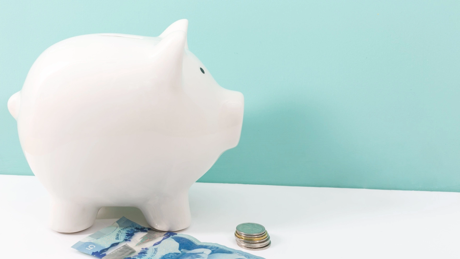 Piggy bank symbolizing UX Budget