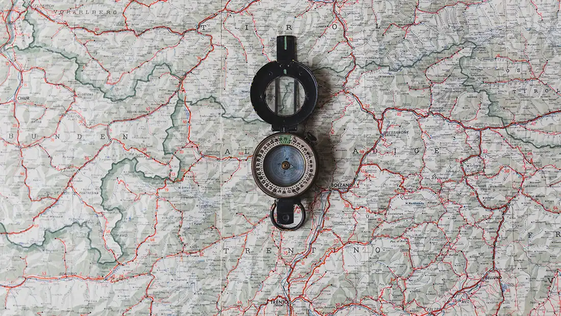 UX Research: Guiding your decisions like a compass.